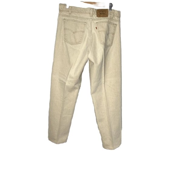 Vintage Levi’s cream Made In USA  tag Size 36x32 actual size 38x29.5 - Picture 2 of 11